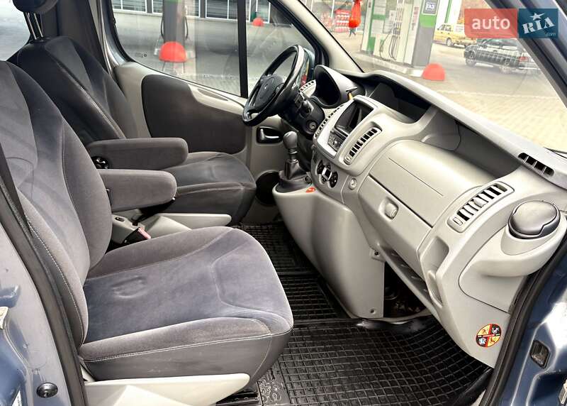 Минивэн Renault Trafic 2013 в Житомире фото 33 Минивэн Renault Trafic 2013 в Житомире