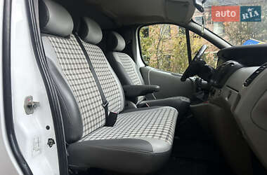 Минивэн Renault Trafic 2006 в 
