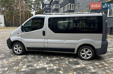 Минивэн Renault Trafic 2002 в  фото 8 Минивэн Renault Trafic 2002 в
