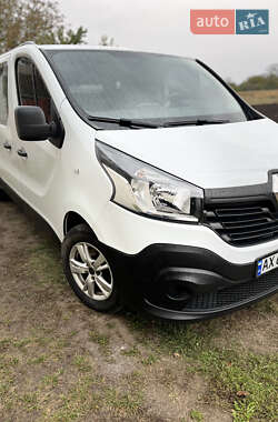 Грузовой фургон Renault Trafic 2015 в Валках