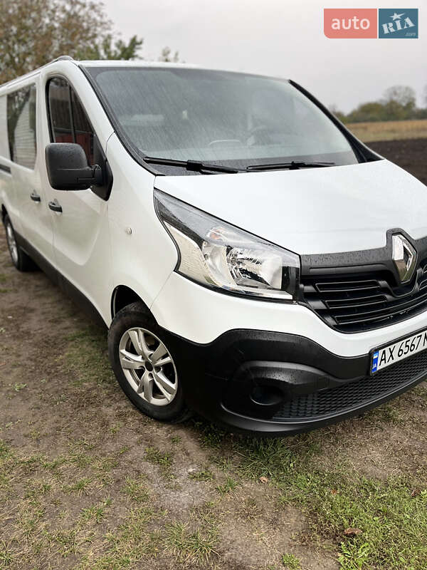 Renault Trafic 2015