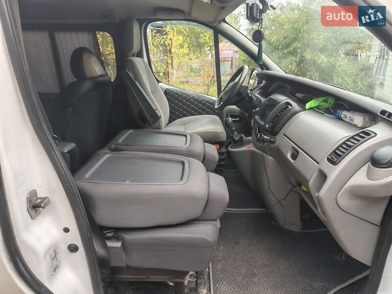 Минивэн Renault Trafic 2006 в Черкассах