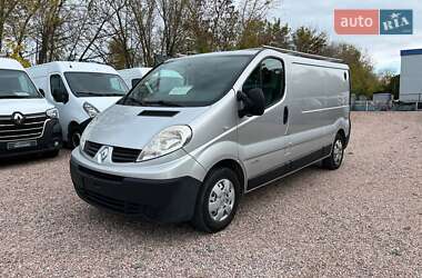 Вантажний фургон Renault Trafic 2014 в Рівному