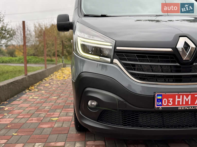 Грузовой фургон Renault Trafic 2020 в Казатине