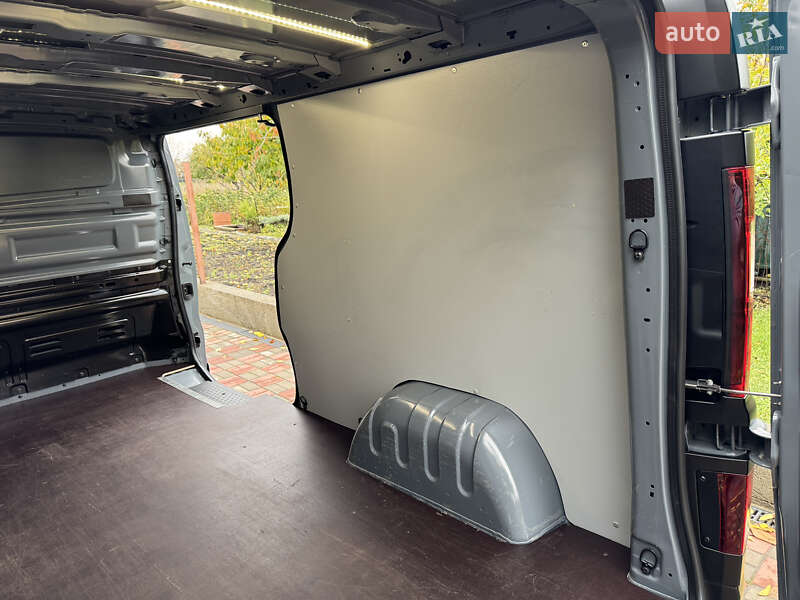 Грузовой фургон Renault Trafic 2020 в Казатине