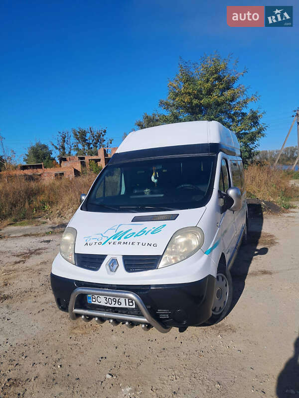 Минивэн Renault Trafic 2007 в Добротворе