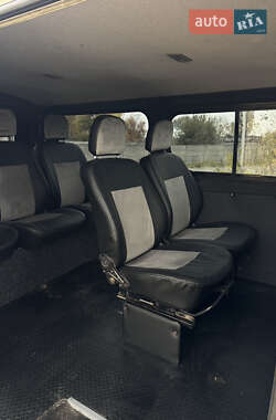 Минивэн Renault Trafic 2009 в 