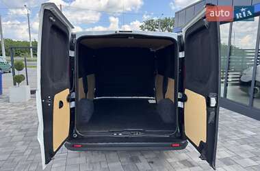 Грузопассажирский фургон Renault Trafic 2020 в 