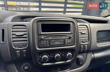 Грузопассажирский фургон Renault Trafic 2020 в 