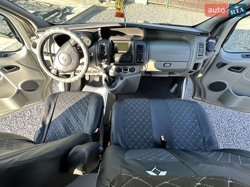 Минивэн Renault Trafic 2011 в Калиновке фото 30 Минивэн Renault Trafic 2011 в Калиновке