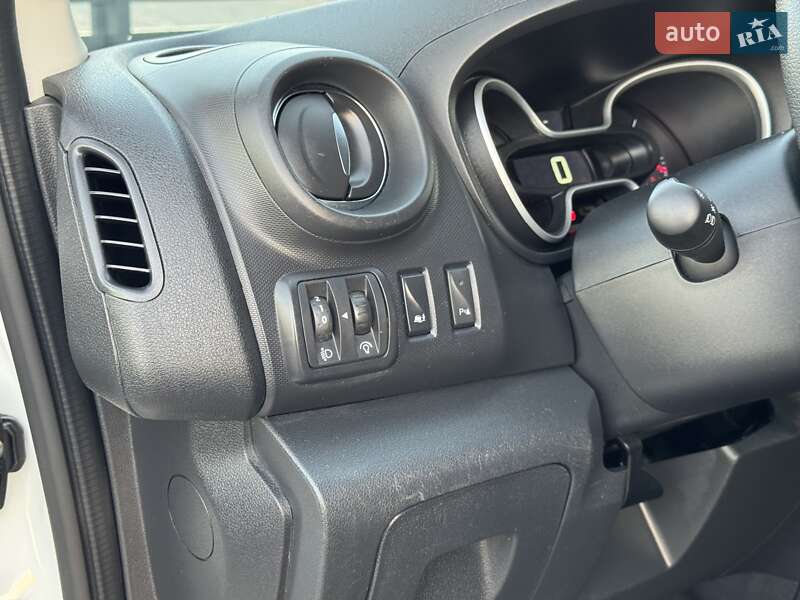Грузовой фургон Renault Trafic 2021 в Ровно фото 16 Грузовой фургон Renault Trafic 2021 в Ровно