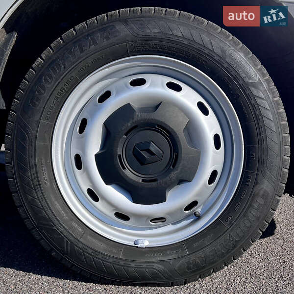 Грузовой фургон Renault Trafic 2021 в Киеве