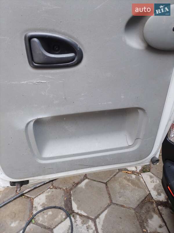 Грузовой фургон Renault Trafic 2010 в Харькове фото 27 Грузовой фургон Renault Trafic 2010 в Харькове