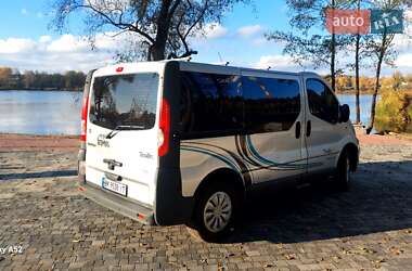 Минивэн Renault Trafic 2009 в 