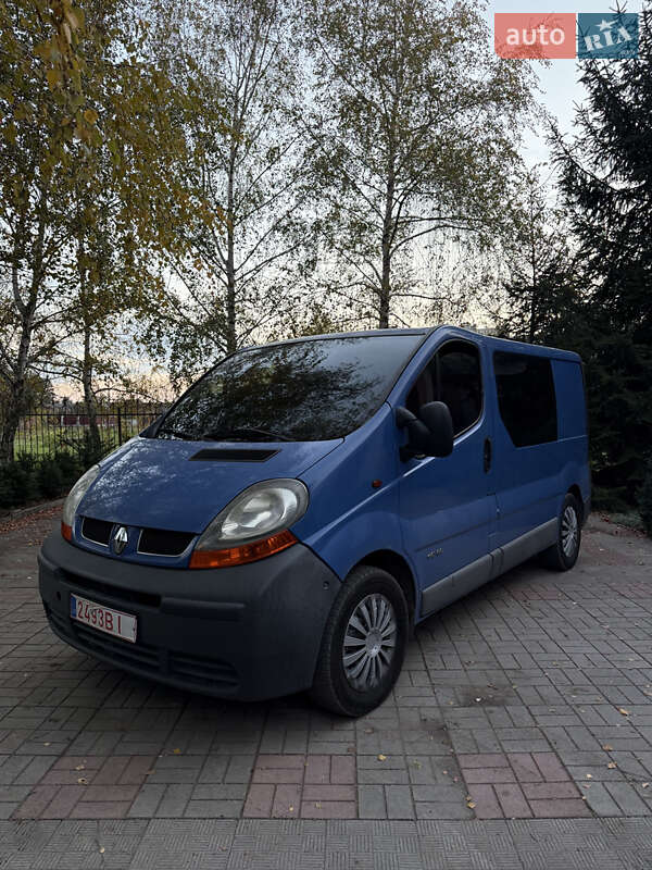 Минивэн Renault Trafic 2002 в Краматорске фото 7 Минивэн Renault Trafic 2002 в Краматорске