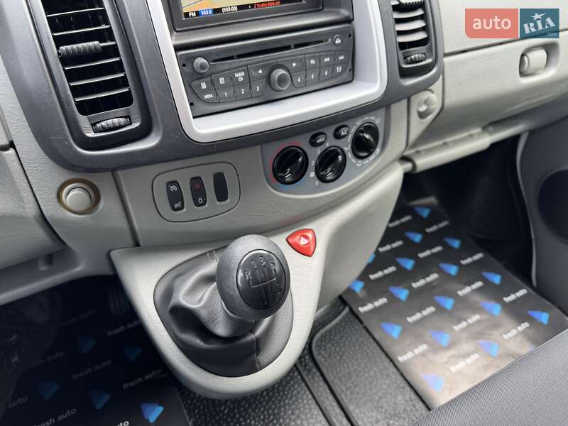 Минивэн Renault Trafic 2014 в Ровно