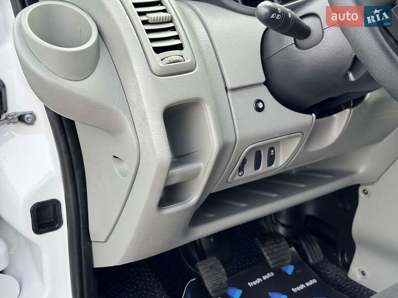 Минивэн Renault Trafic 2014 в Ровно