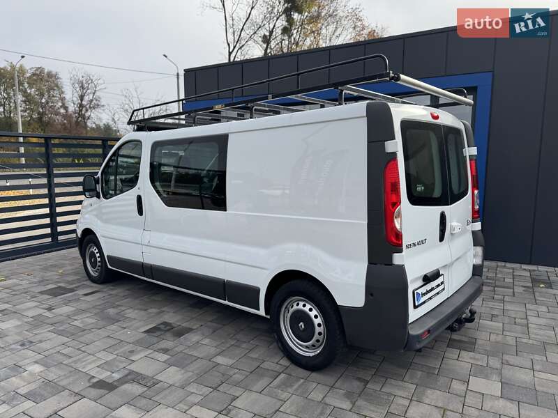 Минивэн Renault Trafic 2014 в Ровно