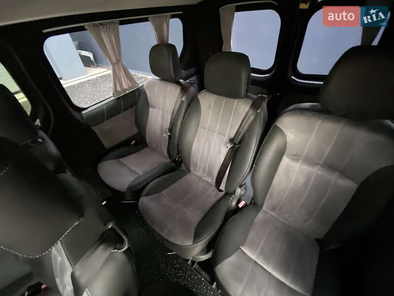 Вантажний фургон Renault Trafic 2019 в Києві