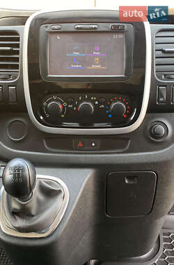 Грузовой фургон Renault Trafic 2018 в  фото 14 Грузовой фургон Renault Trafic 2018 в