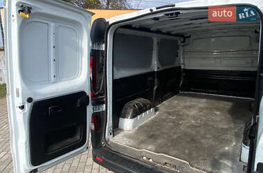 Грузовой фургон Renault Trafic 2018 в  фото 20 Грузовой фургон Renault Trafic 2018 в