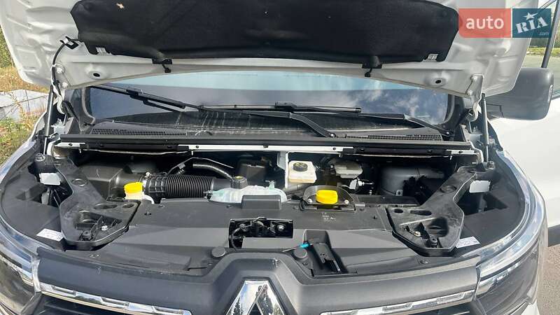 Грузовой фургон Renault Trafic 2022 в Дубно