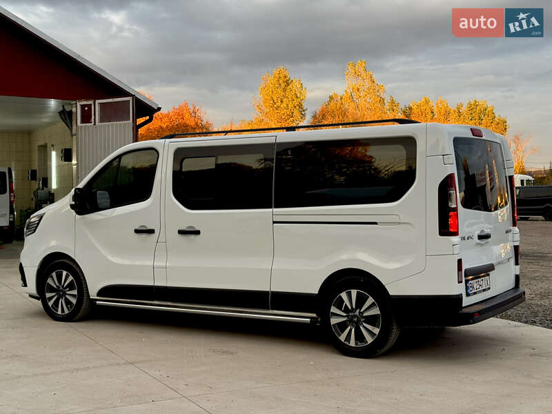 Мінівен Renault Trafic 2022 в Дубні