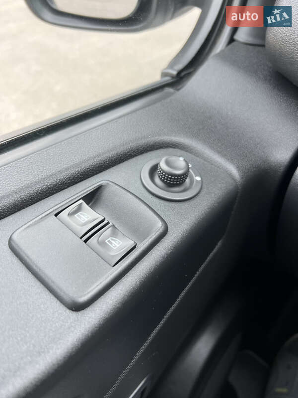 Грузовой фургон Renault Trafic 2020 в Виннице фото 27 Грузовой фургон Renault Trafic 2020 в Виннице