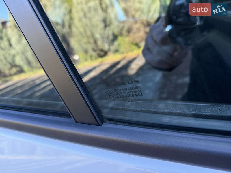 Вантажний фургон Renault Trafic 2023 в Самборі