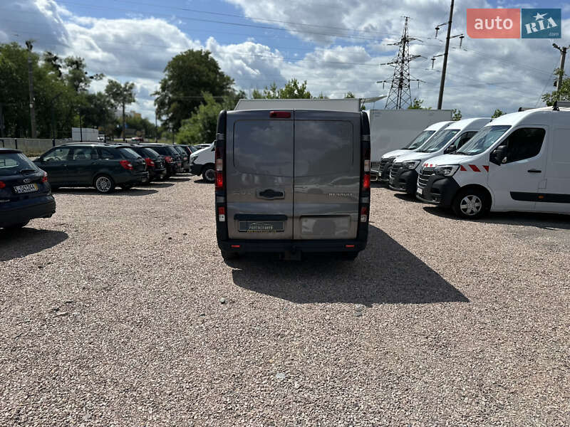 Грузовой фургон Renault Trafic 2017 в Ровно фото 9 Грузовой фургон Renault Trafic 2017 в Ровно