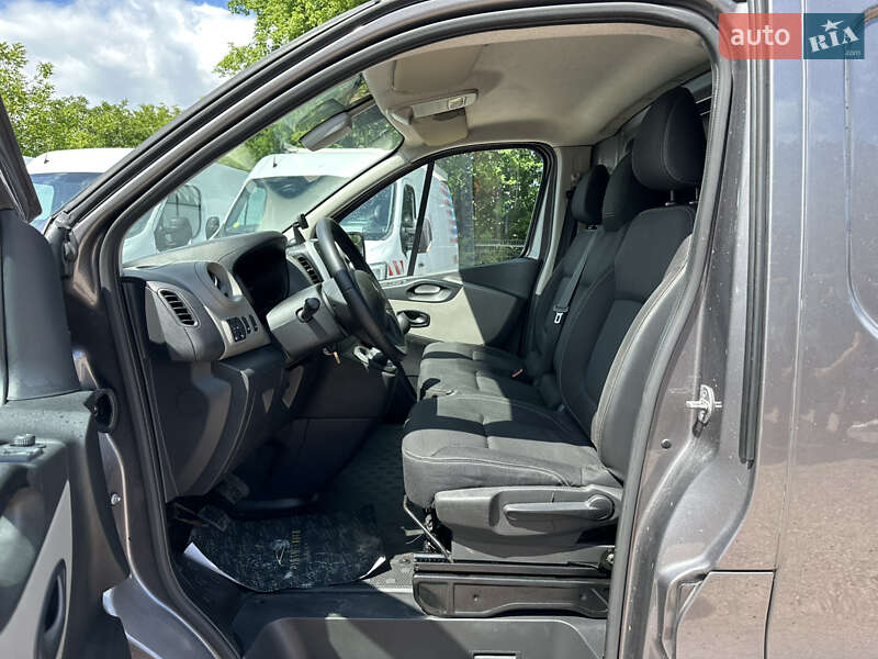 Грузовой фургон Renault Trafic 2017 в Ровно фото 17 Грузовой фургон Renault Trafic 2017 в Ровно