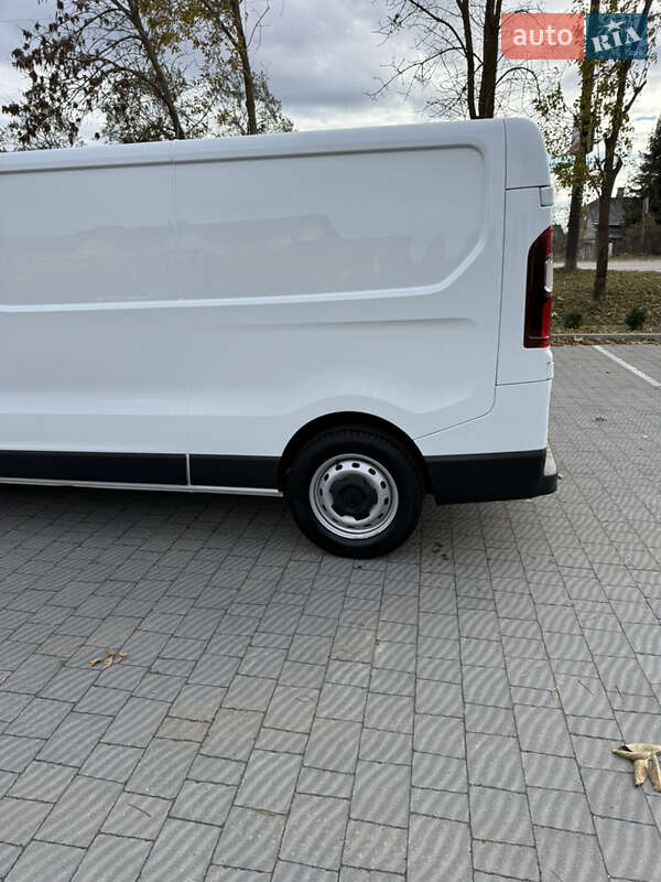 Грузовой фургон Renault Trafic 2023 в Львове