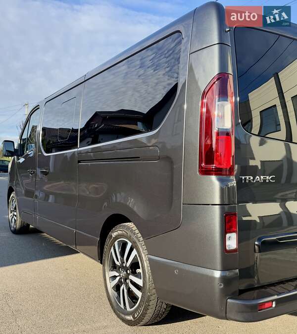 Минивэн Renault Trafic 2022 в Киеве фото 10 Минивэн Renault Trafic 2022 в Киеве