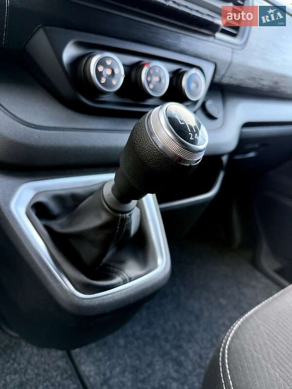 Грузовой фургон Renault Trafic 2023 в Киеве фото 76 Грузовой фургон Renault Trafic 2023 в Киеве