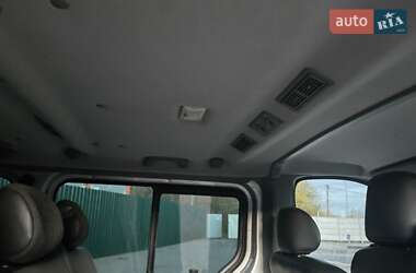 Минивэн Renault Trafic 2012 в 