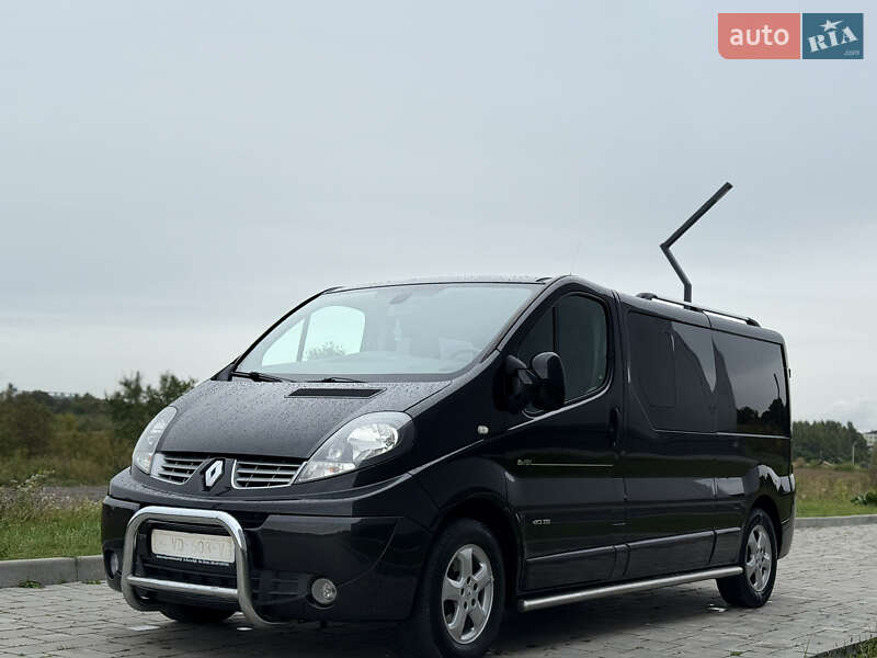 Мінівен Renault Trafic 2013 в Рівному