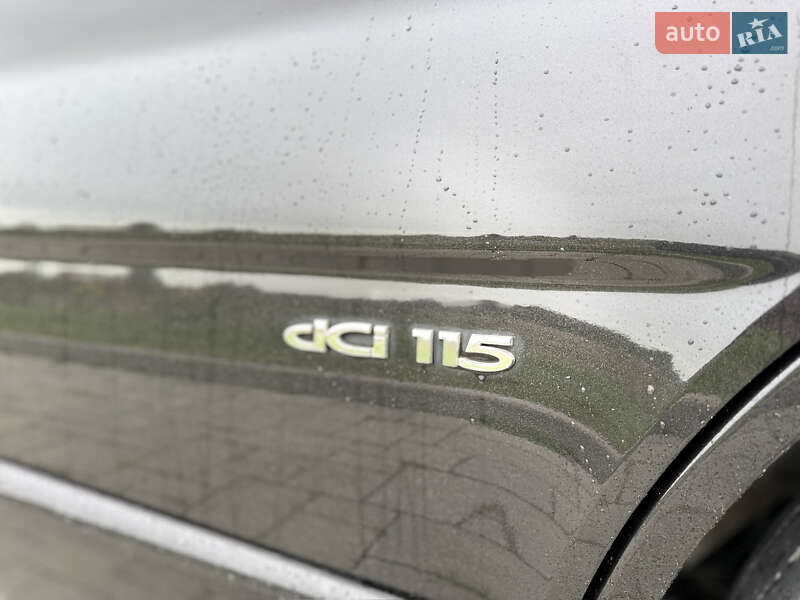 Мінівен Renault Trafic 2013 в Рівному