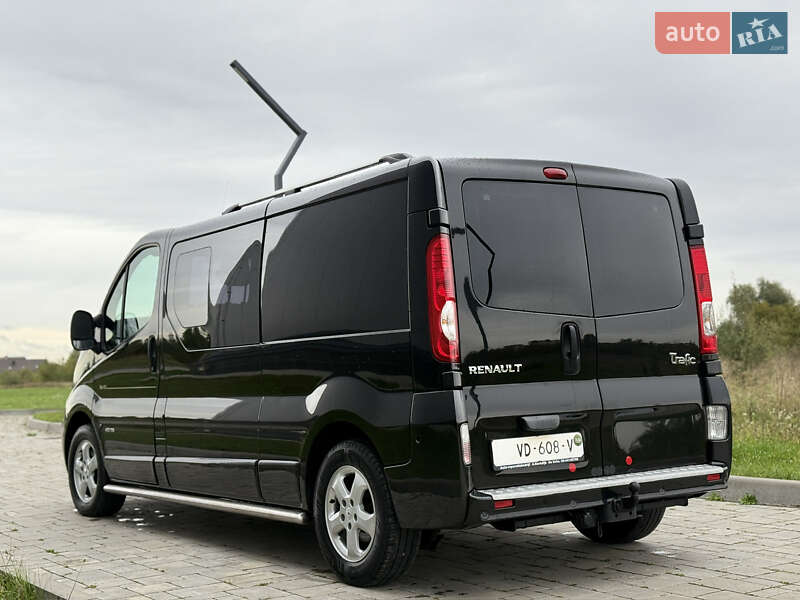 Мінівен Renault Trafic 2013 в Рівному