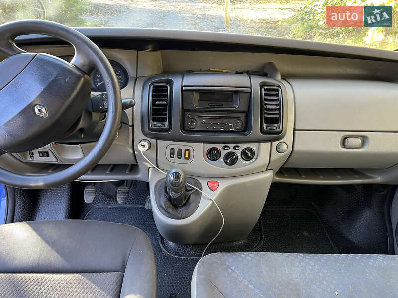 Мінівен Renault Trafic 2008 в Тернополі