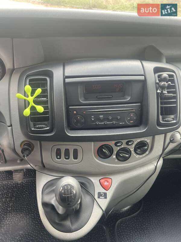 Мінівен Renault Trafic 2005 в Вінниці