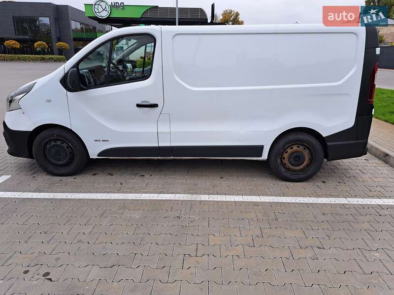 Грузовой фургон Renault Trafic 2017 в Киеве фото 10 Грузовой фургон Renault Trafic 2017 в Киеве