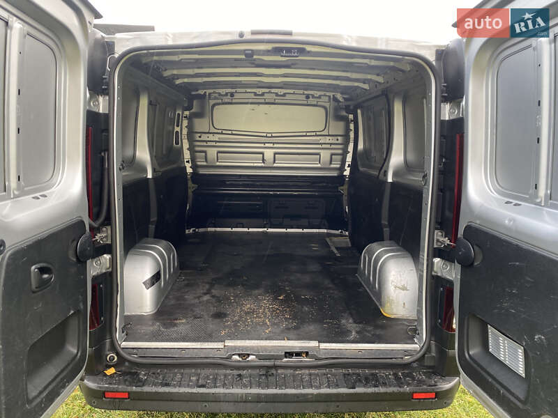 Вантажний фургон Renault Trafic 2021 в Дубні