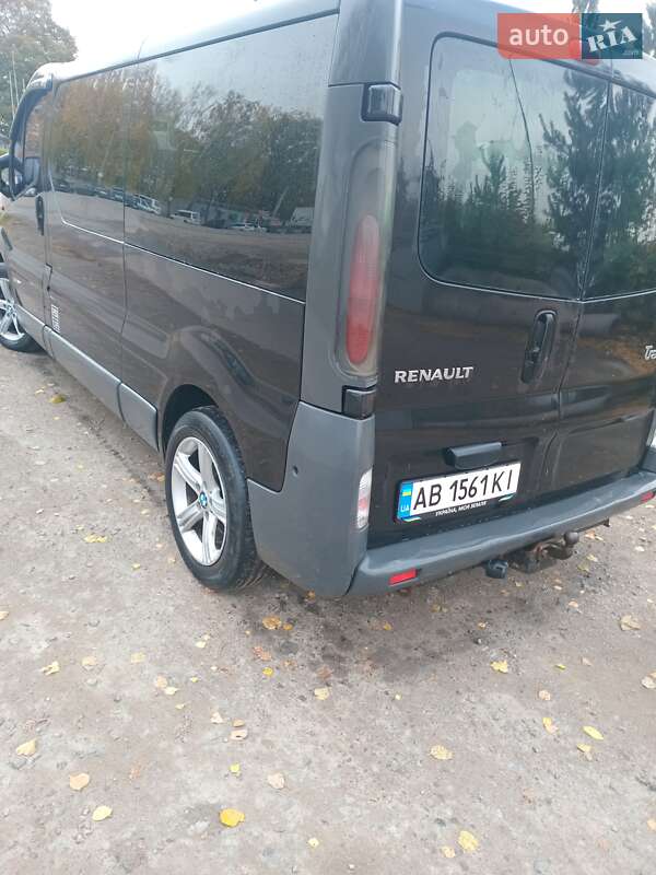 Мінівен Renault Trafic 2005 в Вінниці