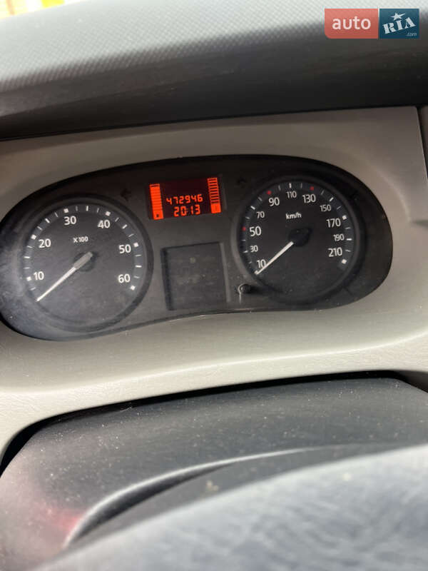 Вантажний фургон Renault Trafic 2009 в Володимирі