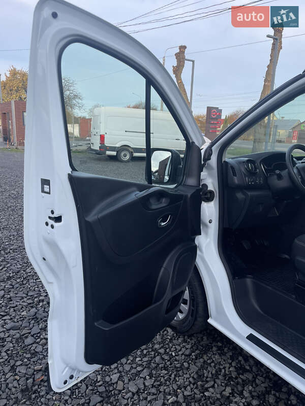 Вантажний фургон Renault Trafic 2020 в Луцьку