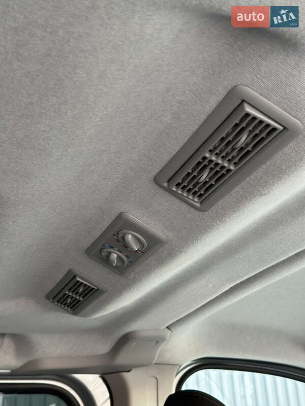 Минивэн Renault Trafic 2017 в Ужгороде фото 29 Минивэн Renault Trafic 2017 в Ужгороде