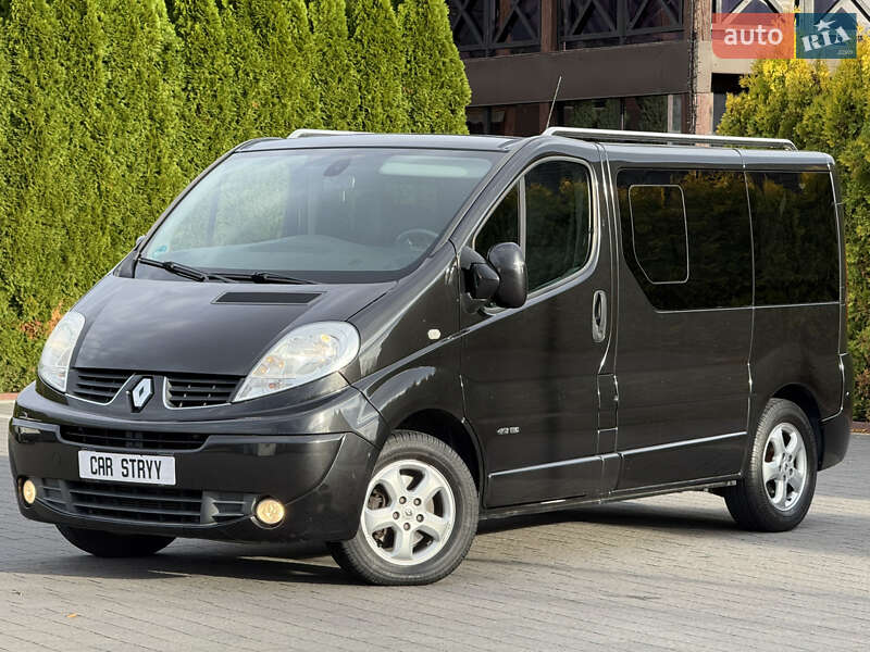Мінівен Renault Trafic 2014 в Стрию