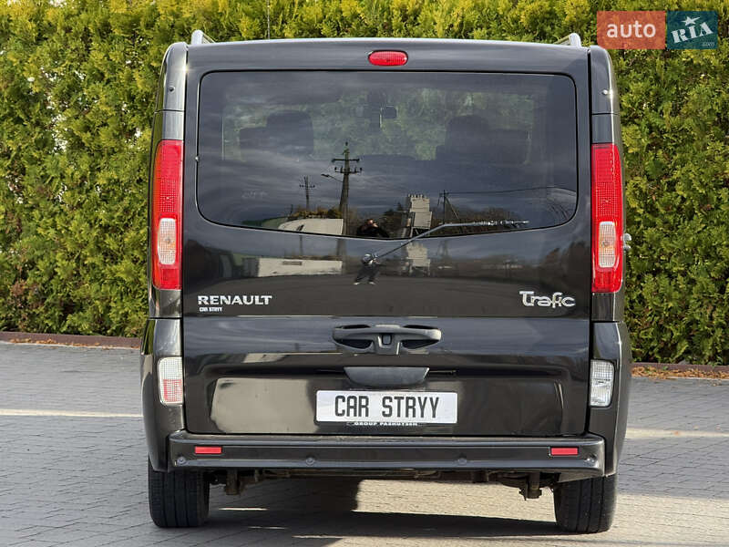 Мінівен Renault Trafic 2014 в Стрию