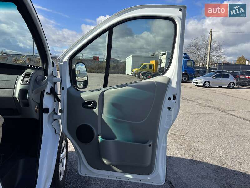 Минивэн Renault Trafic 2010 в Белой Церкви