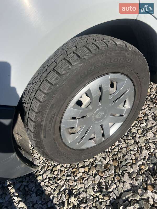 Минивэн Renault Trafic 2003 в Черновцах фото 6 Минивэн Renault Trafic 2003 в Черновцах